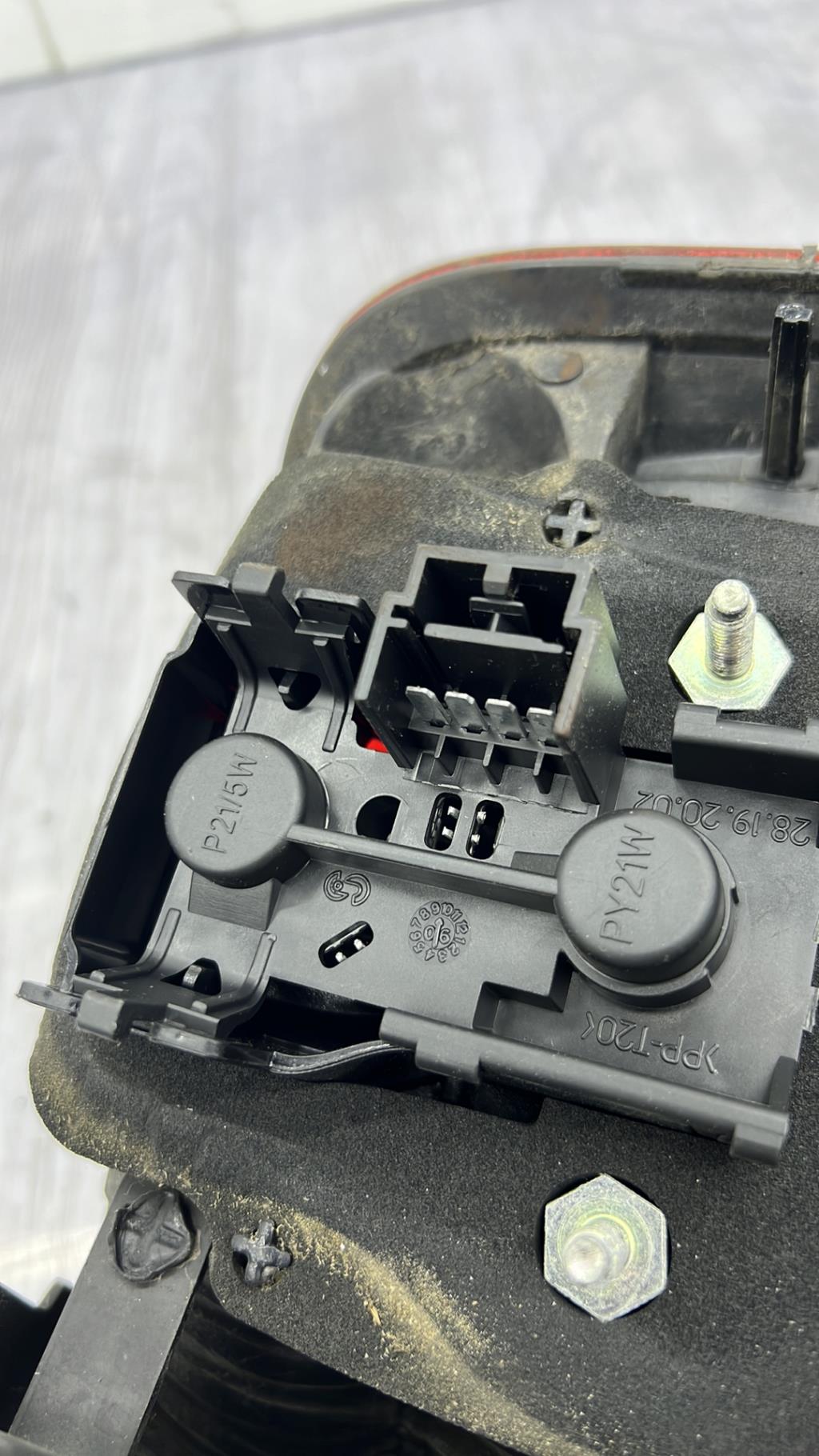 Fanale posteriore principale sinistro (luci) FIAT STILO BREAK Diésel - 1