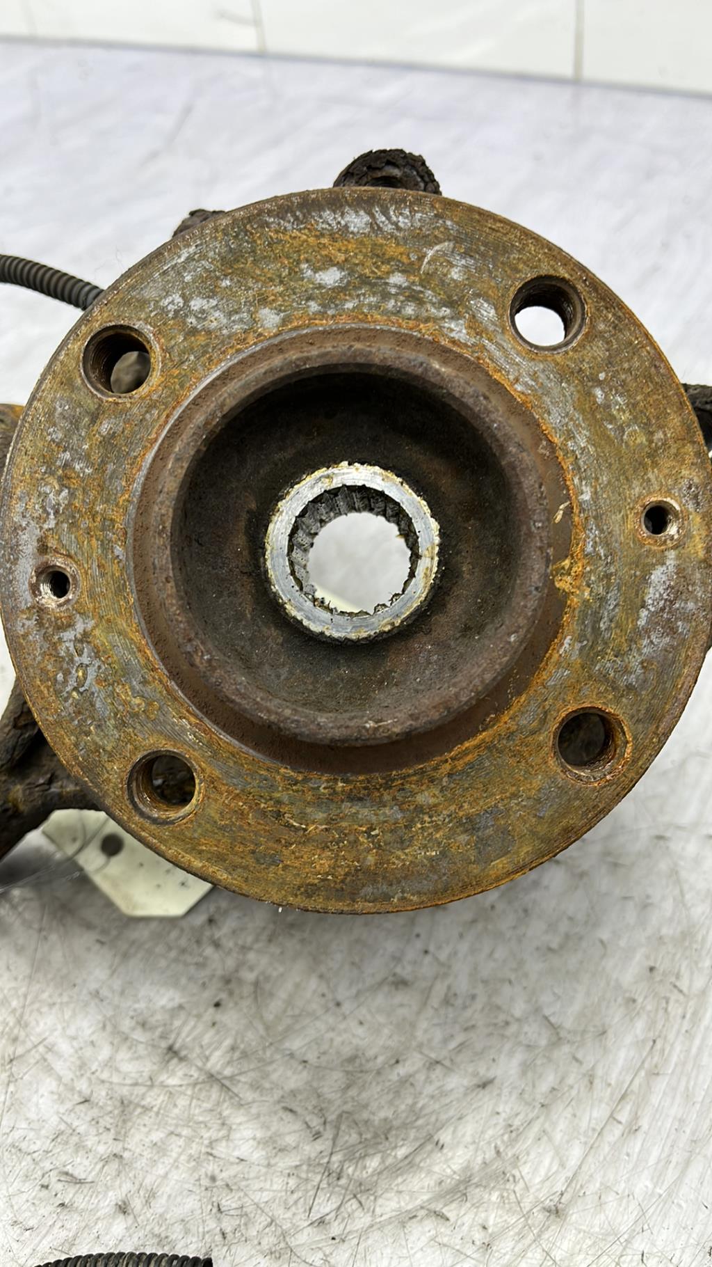 Fusee avant droit PEUGEOT 207 PHASE 1 Essence - 1
