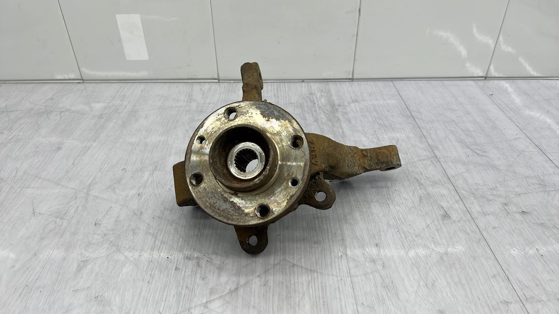 Fusee avant droit DACIA LOGAN 1 PHASE 1 Essence - 1