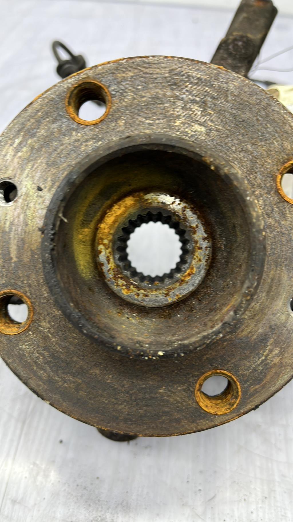Fusee avant gauche DACIA SANDERO 1 Essence/GPL - 1