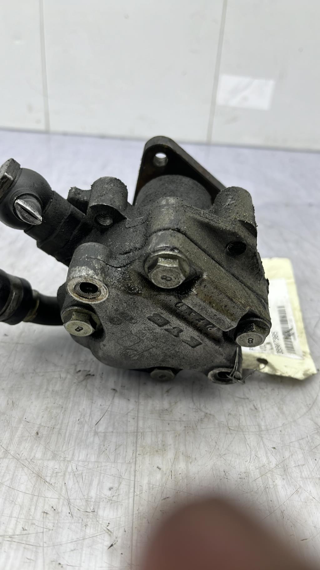 Pompe de direction VOLKSWAGEN PASSAT 4 PHASE 2 BREAK Diesel - 1