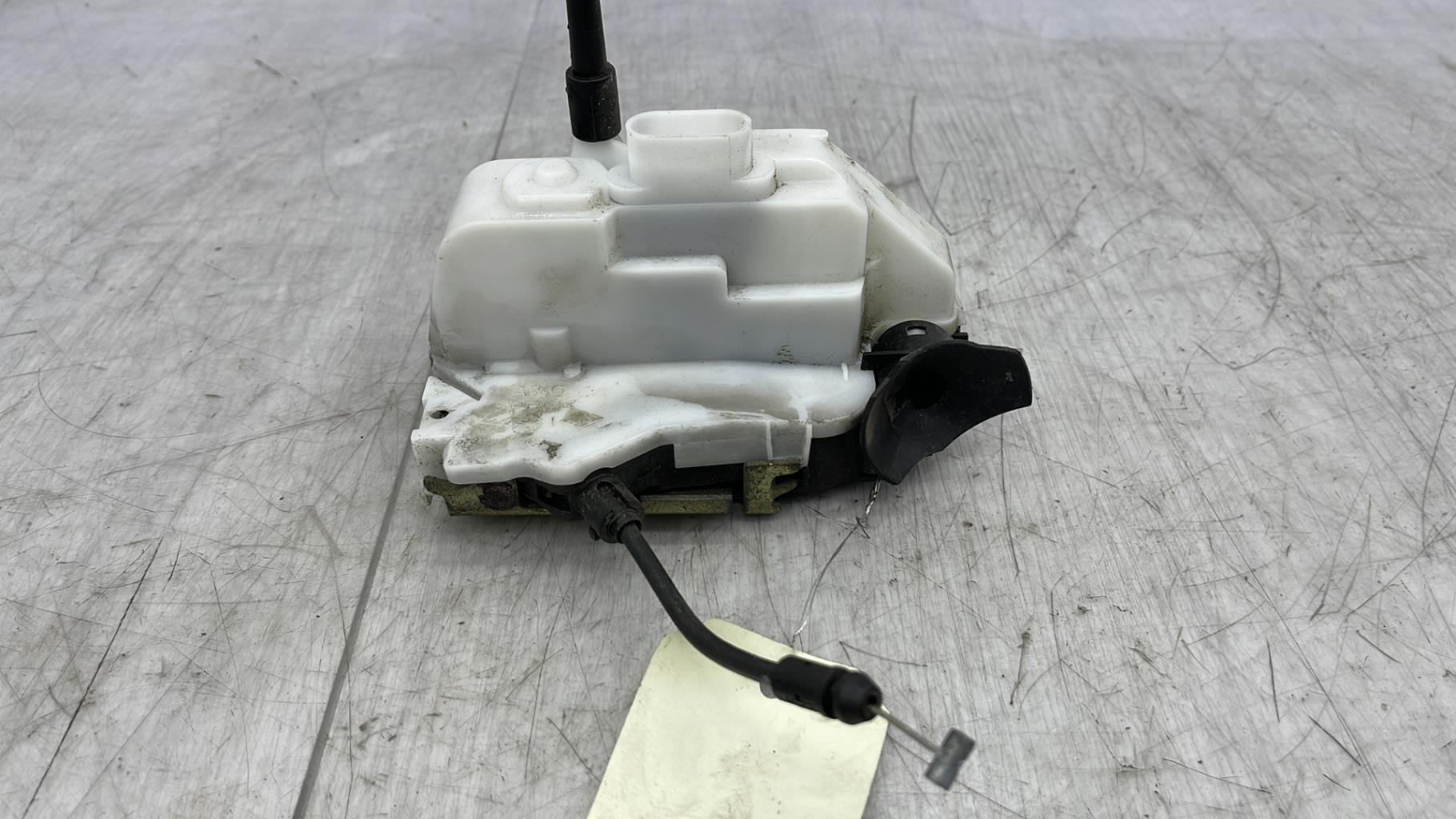 Serratura anteriore sinistra RENAULT SCENIC 2 PHASE 1 Diésel - 1
