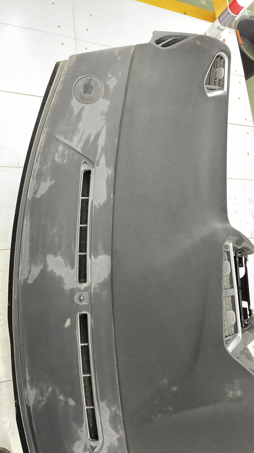 Tableau de bord CITROEN C4 2 PHASE 1 Diesel - 1