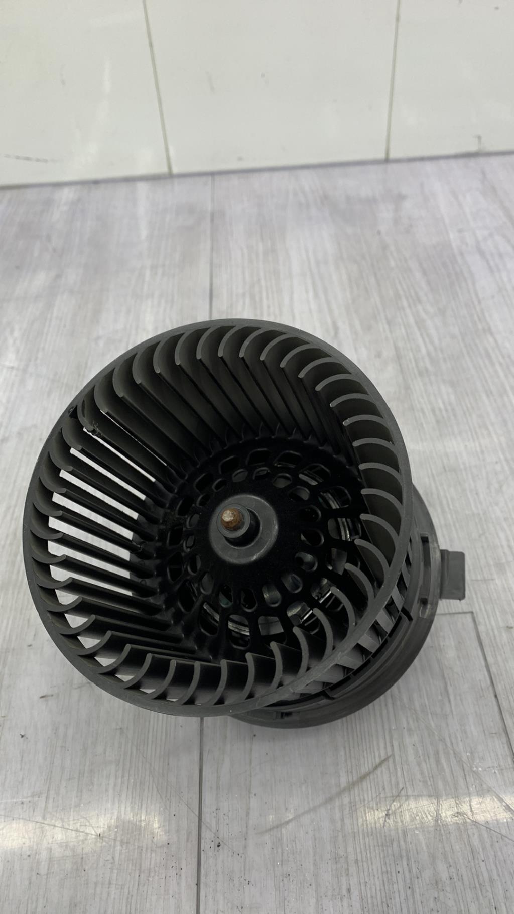Ventola riscaldamento CITROEN C4 2 PHASE 1 Diésel - 1