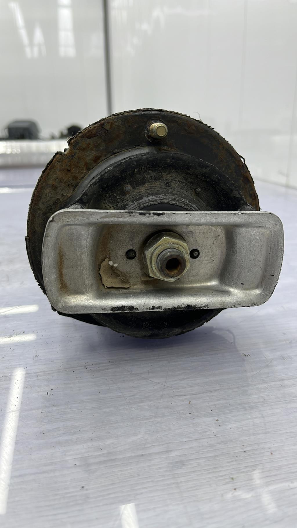 Ammortizzatore anteriore sinistro MERCEDES CLASSE E 124 PHASE 2 Diésel - 1