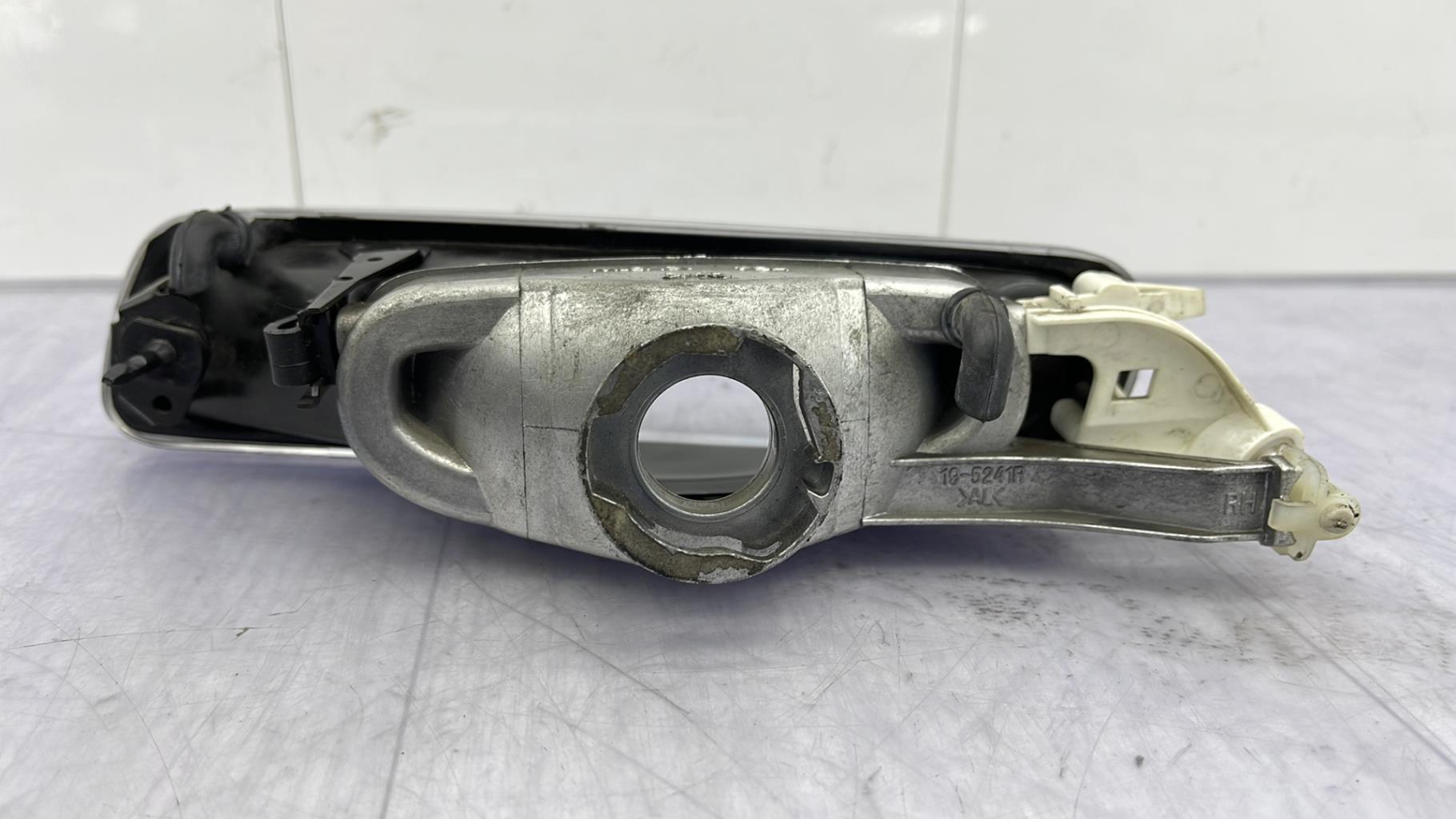Fendinebbia destro (luci) BMW SERIE 3 E46 PHASE 2 Diésel - 1
