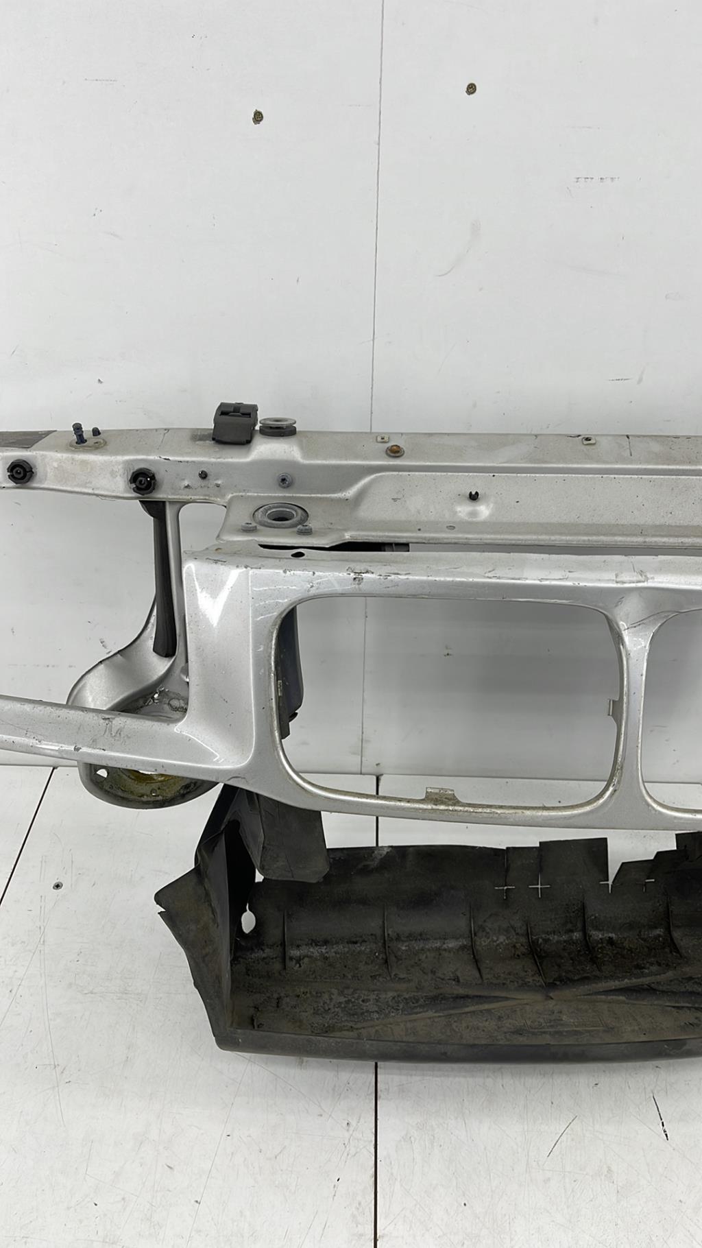 Armature avant, Masque avant BMW SERIE 3 E46 CABRIO PHASE 2 Essence - 1