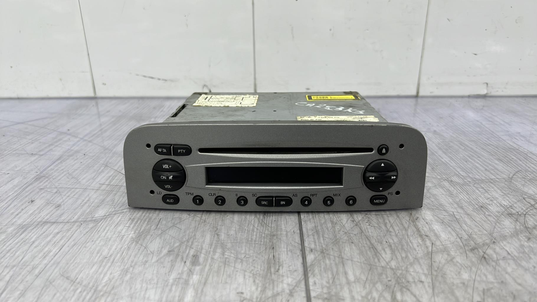Autoradio originale ALFA ROMEO 147 PHASE 1 Diésel - 1