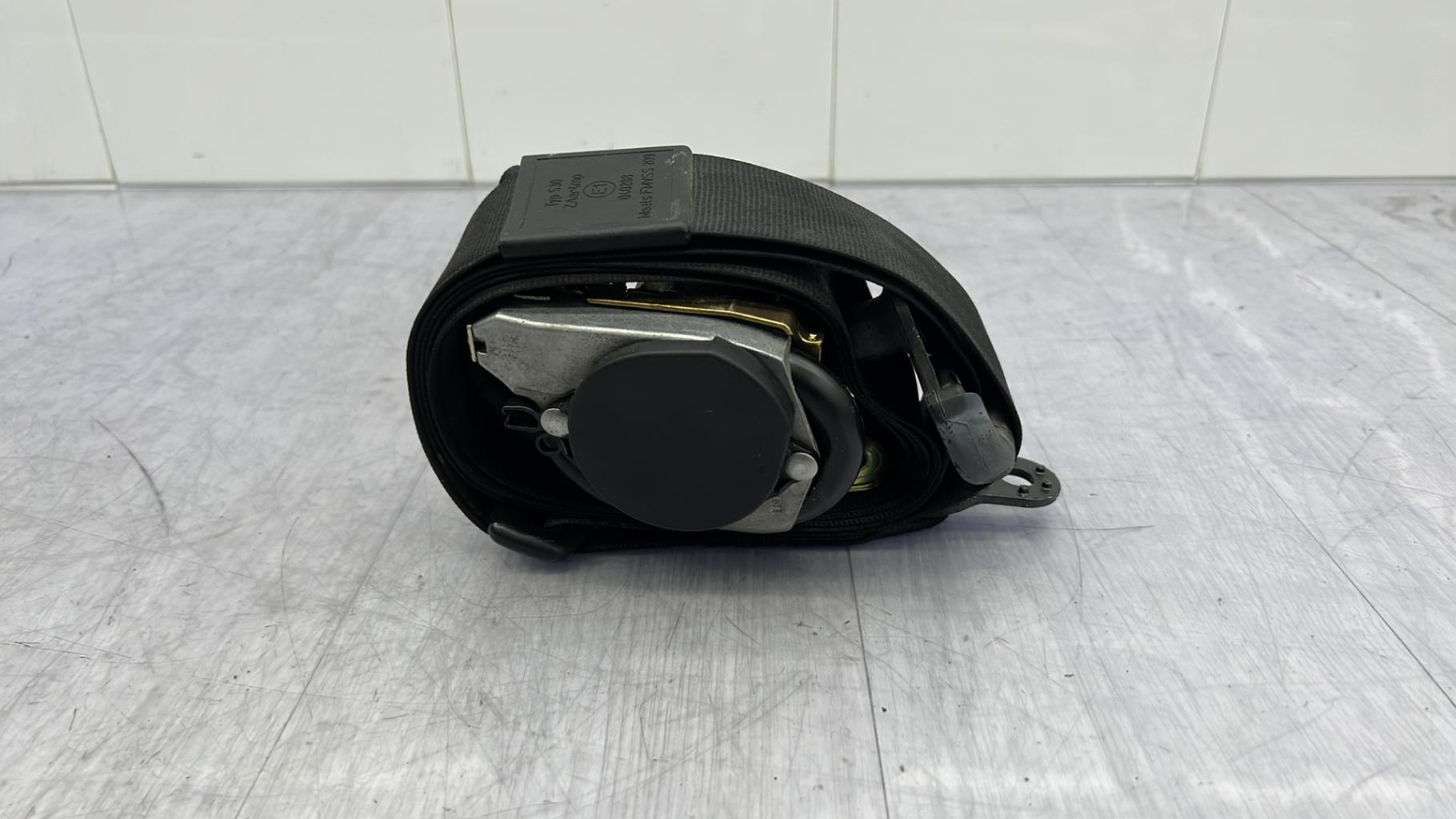 Ceinture avant droit AUDI A2 Essence - 1