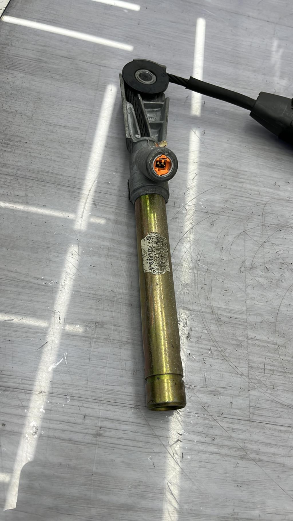 Cintura di sicurezza anteriore sinistra RENAULT LAGUNA 2 PHASE 1 Diésel - 1