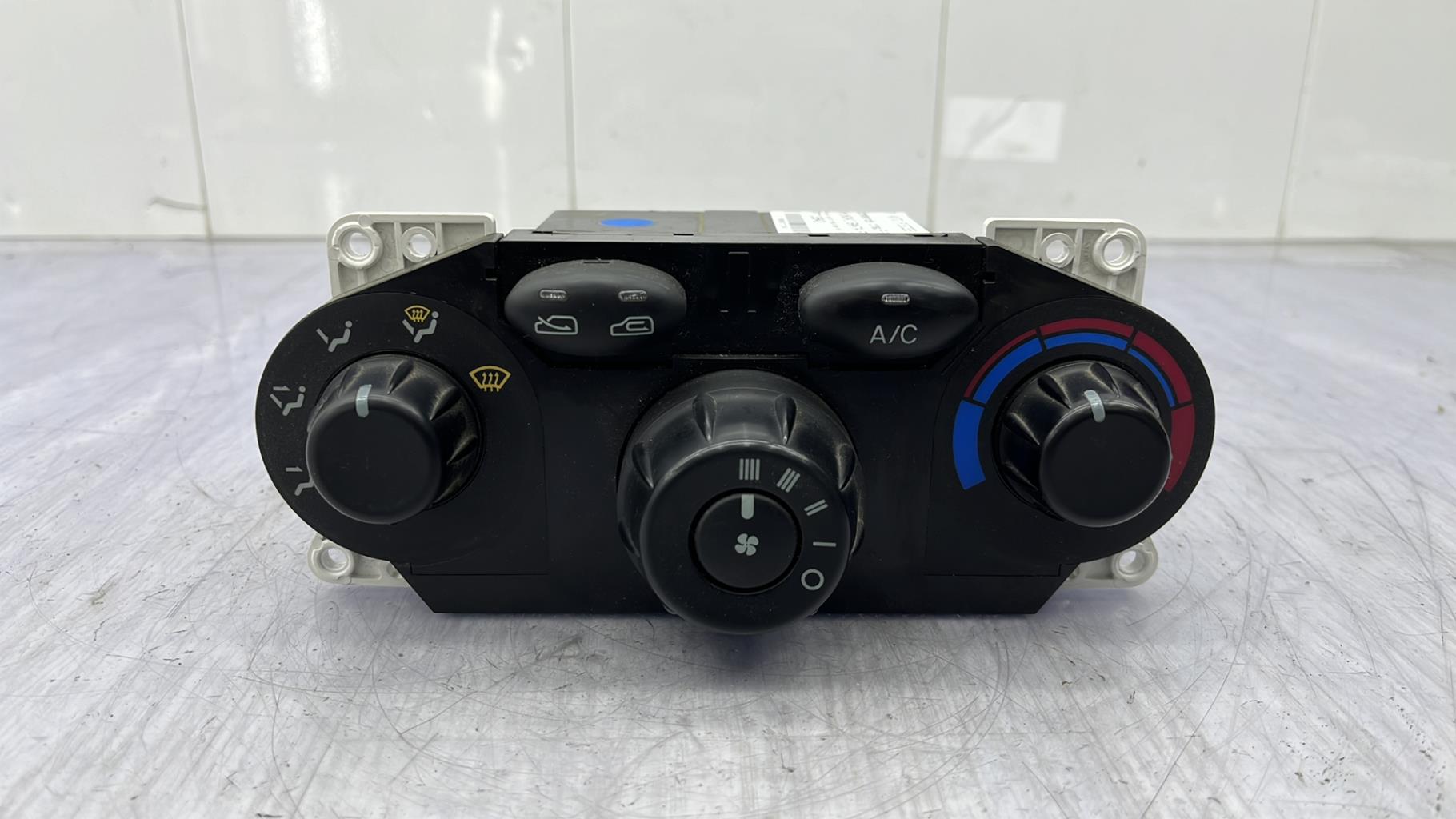 Commande chauffage HYUNDAI SANTA FE 1 Diesel - 1