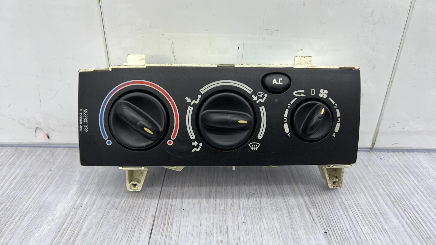 Commande chauffage RENAULT MEGANE 1  - 1