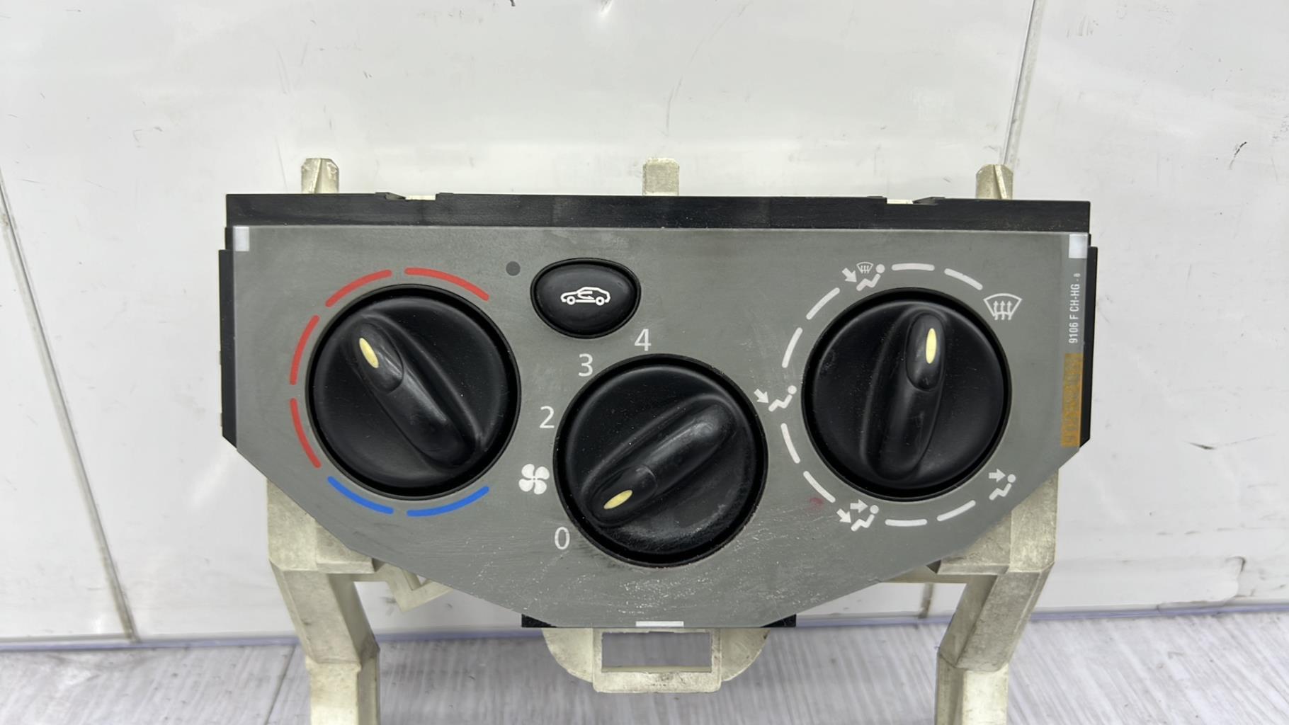 Commande chauffage RENAULT TRAFIC 2  - 1