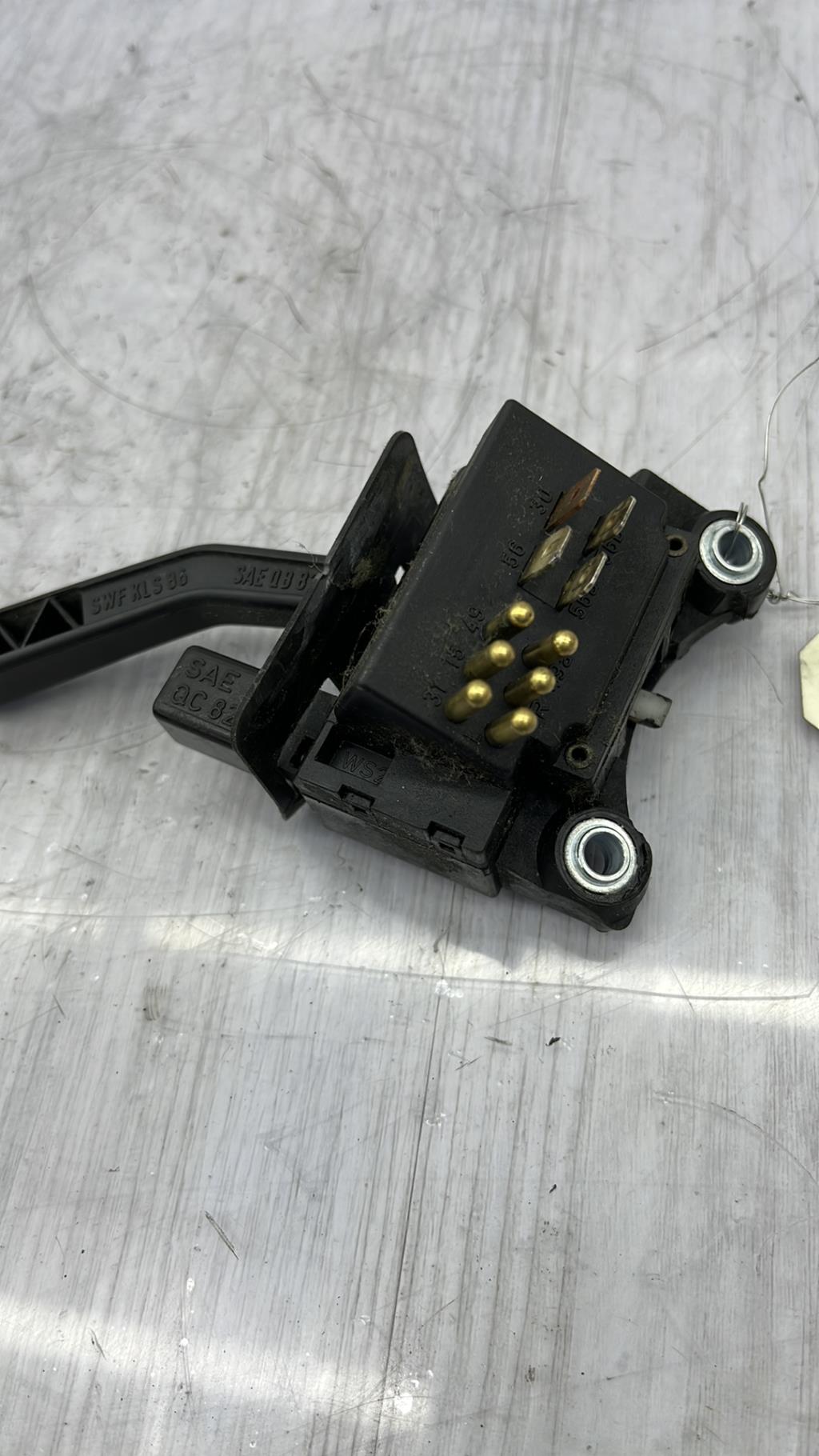 Commande de phare VOLVO 740 PHASE 2 BREAK Essence - 1