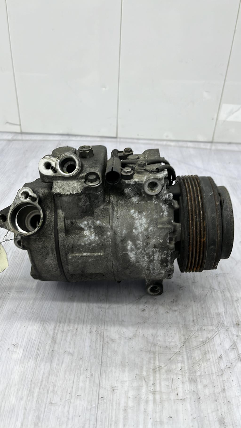 Compresseur clim BMW SERIE 3 E46 PHASE 2 Diesel - 1