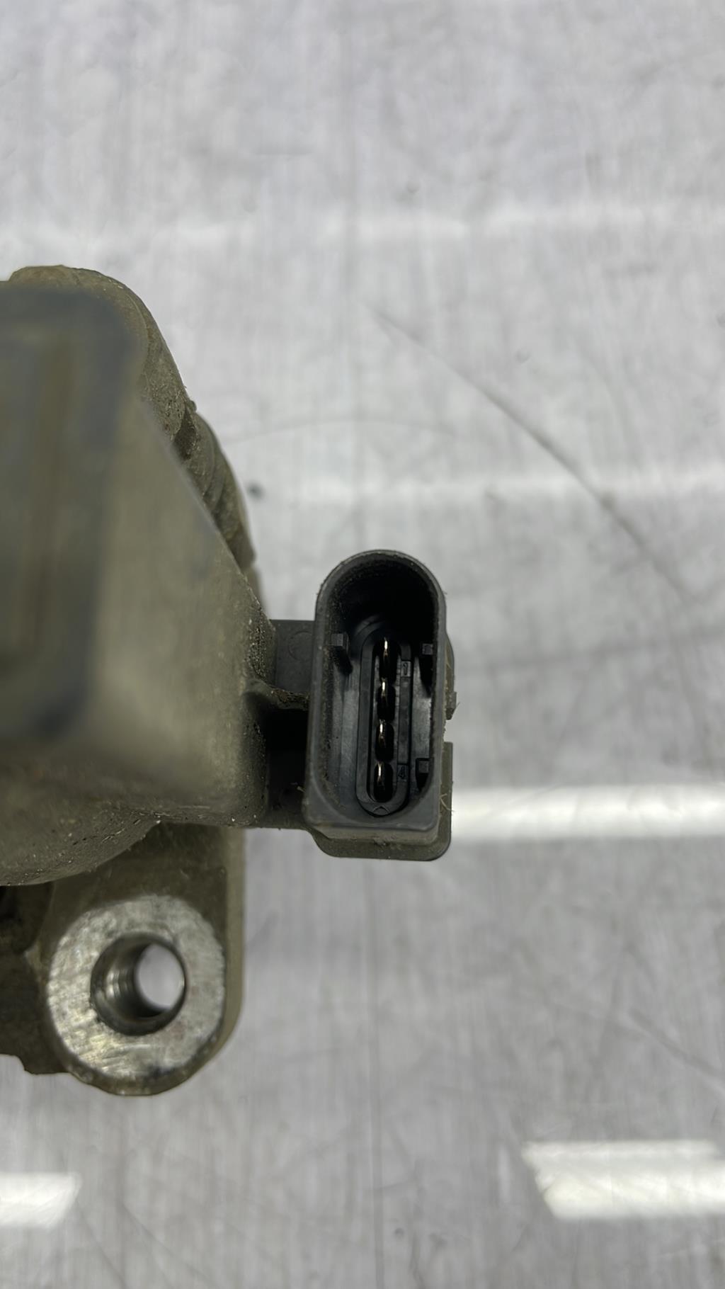 Pinza freni posteriore sinistra CITROEN C4 GRAND PICASSO 2 PHASE 1 Diésel - 1