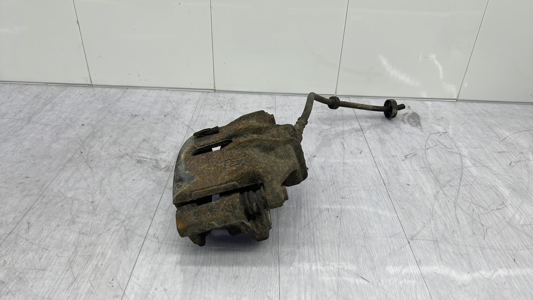 Pinza freni anteriore sinistra CITROEN C3 2 PHASE 1 Diésel - 1