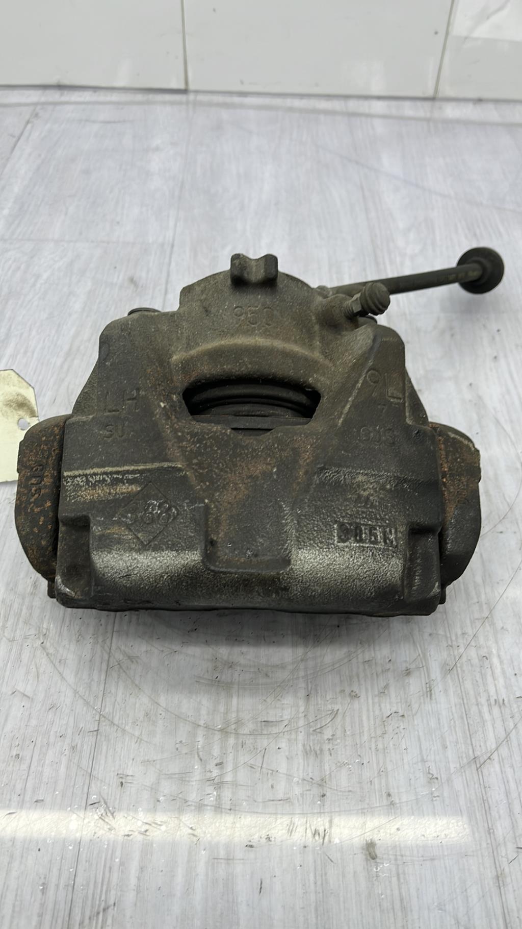 Pinza freni anteriore sinistra RENAULT MEGANE 3 PHASE 1 Diésel - 1