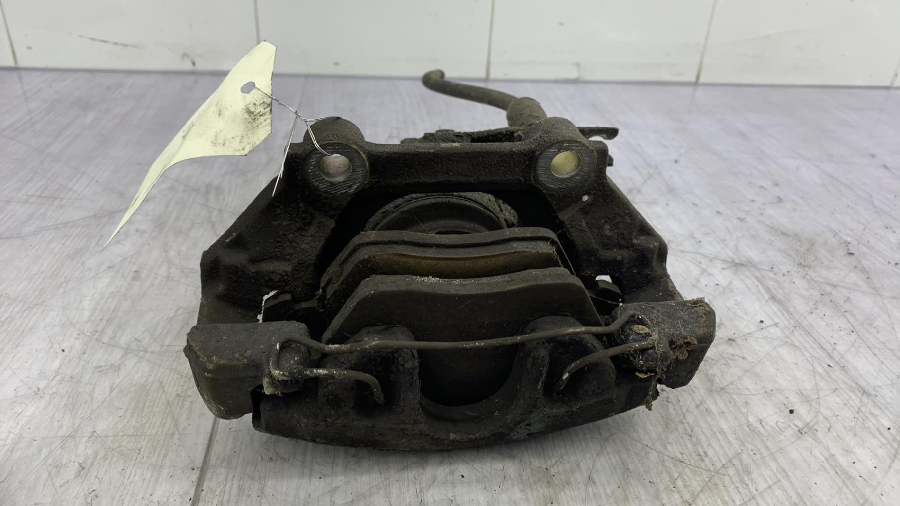 Pinza freni anteriore sinistra AUDI A4 1 PHASE 1 Diésel - 1