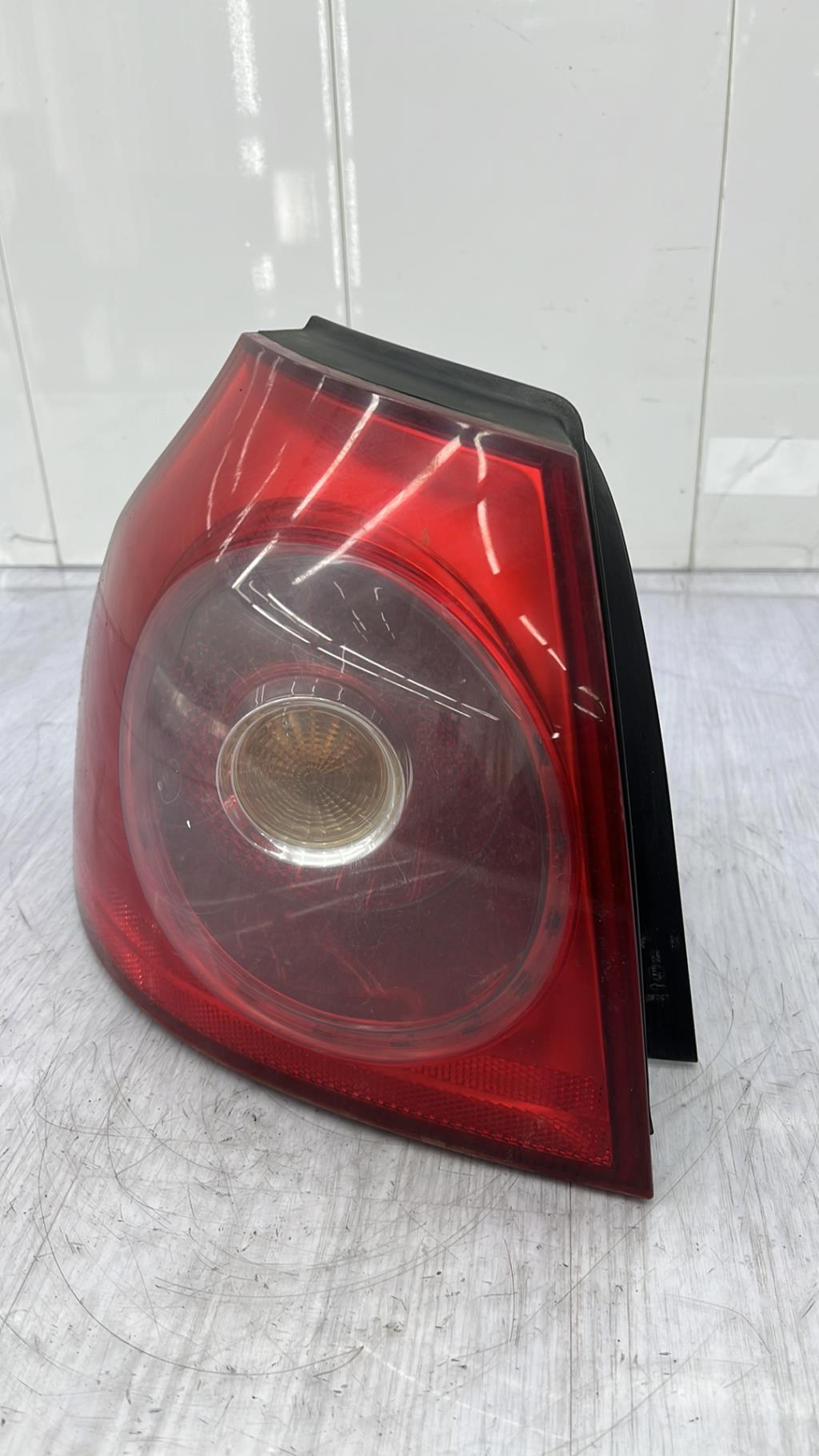 Fanale posteriore principale sinistro (luci) VOLKSWAGEN GOLF 5 Diésel - 1