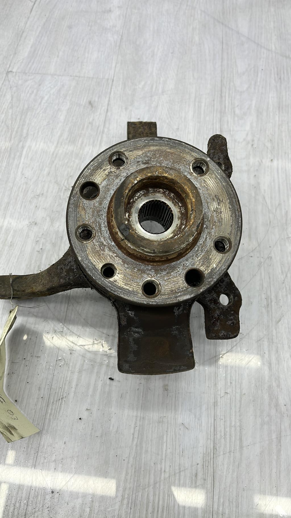 Fusee avant droit OPEL ZAFIRA A PHASE 1  - 1