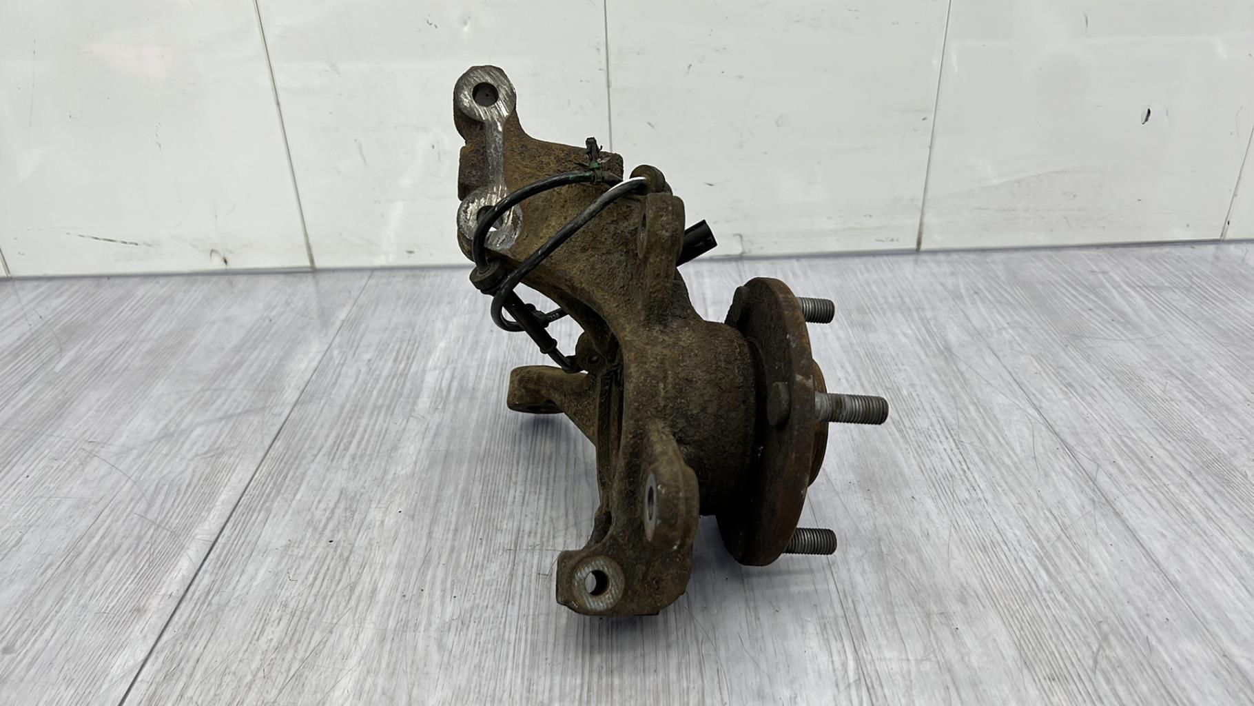 Fuso anteriore sinistro FORD FIESTA 6 PHASE 1 Diésel - 1
