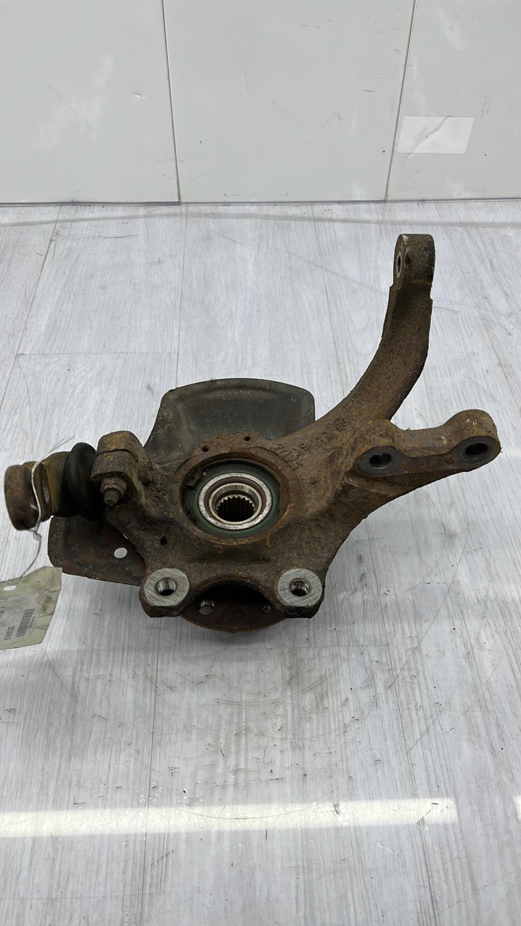 Fusee avant gauche OPEL CORSA B PHASE 1 Essence - 1