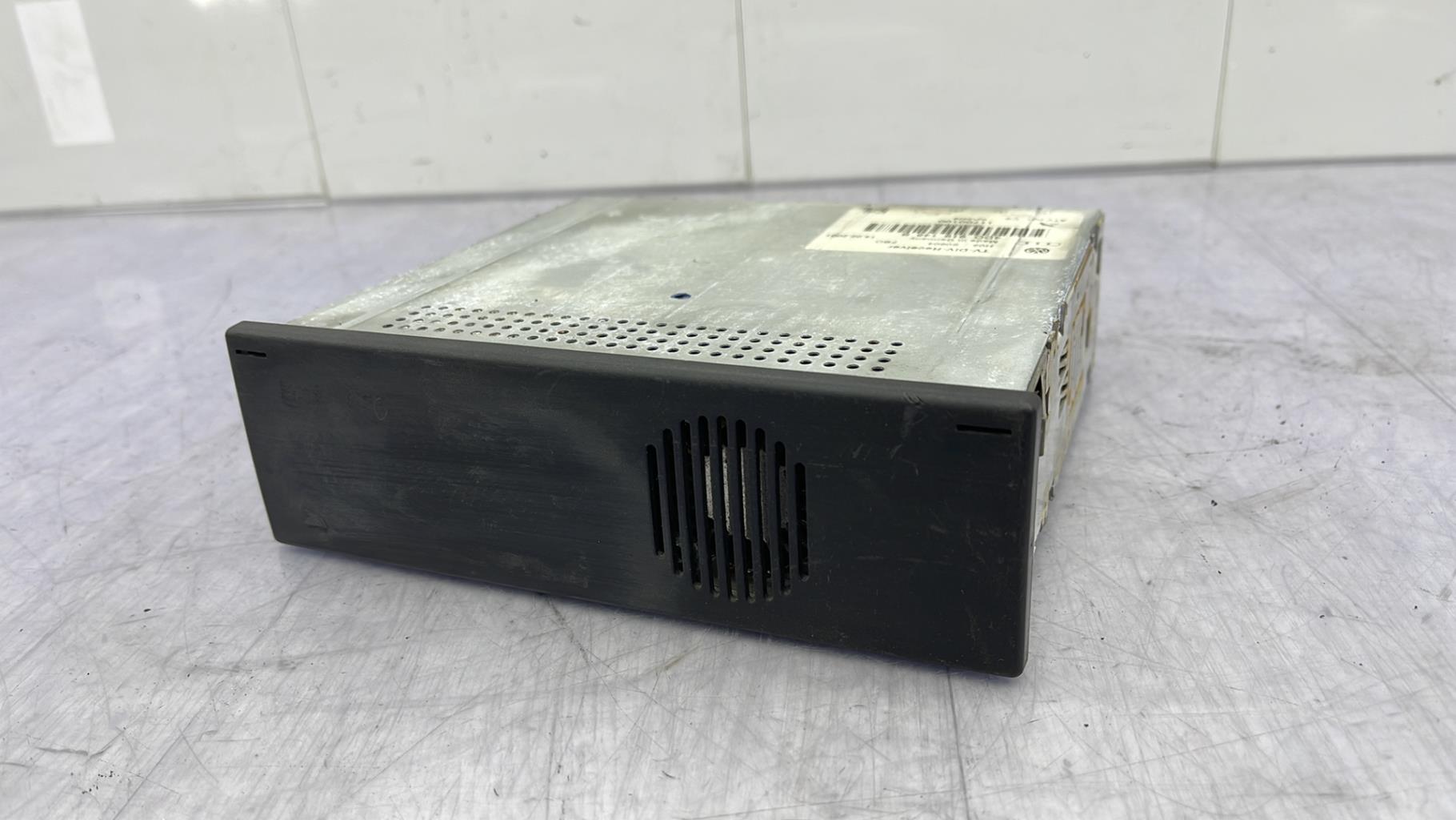 GPS AUDI A8 2 PHASE 1 Essence - 1