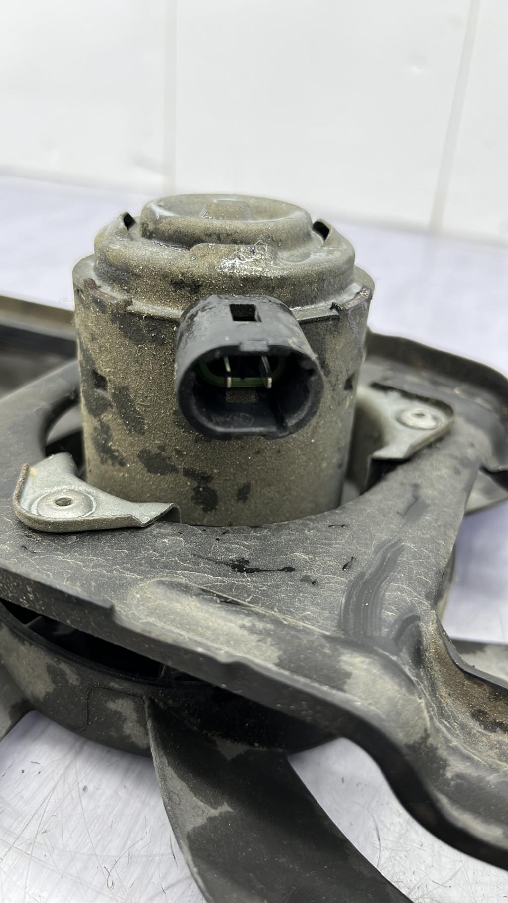 Motoventilatore radiatore RENAULT TWINGO 1 PHASE 3 Gasolina - 1