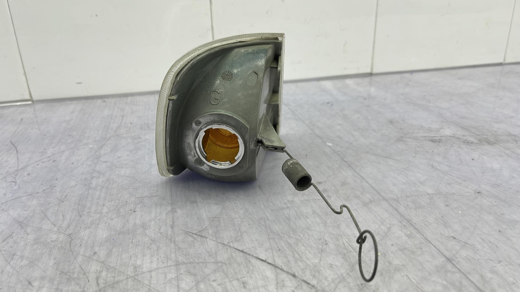 Gruppo ottico anteriore secondario sinistro (luci)(freccia) PEUGEOT 405 PHASE 1 Gasolina - 1
