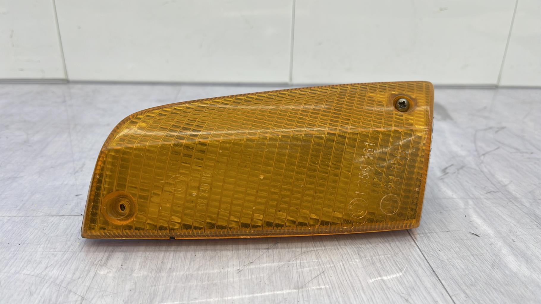 Optique avant secondaire gauche (feux)(clignotant) BMW SERIE 3 E21 Essence - 1