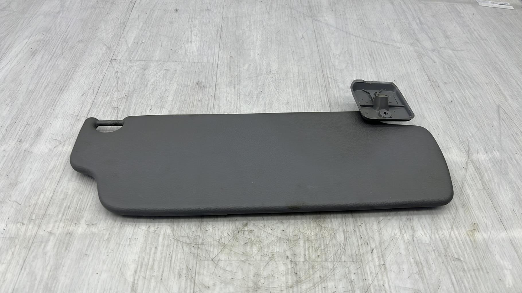 Pare soleil gauche RENAULT TWINGO 1 PHASE 1 Essence - 1