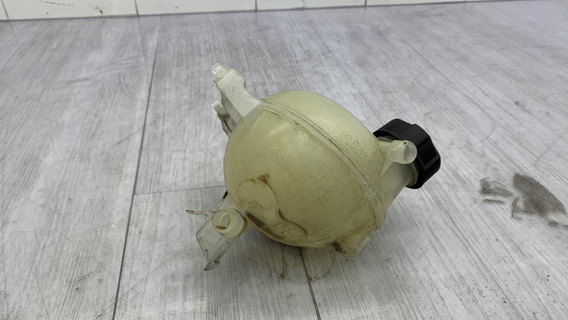 Vase d'expansion CITROEN DS3 PHASE 1 Essence - 1