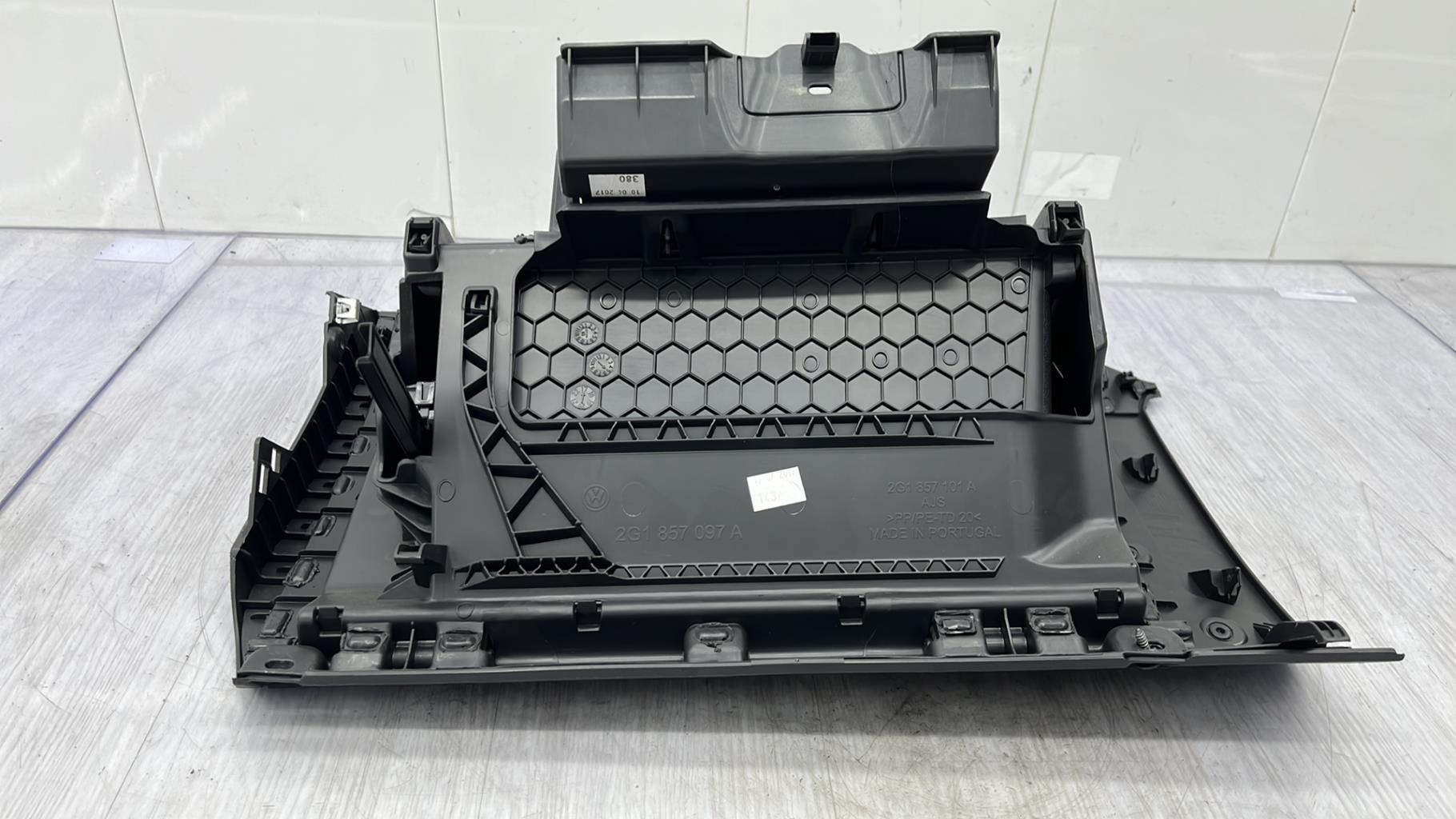 Vano portaoggetti VOLKSWAGEN POLO 6 PHASE 1 Gasolina - 1