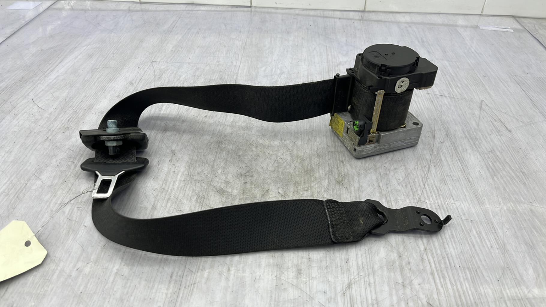 Cintura di sicurezza anteriore destra MERCEDES CLASSE C 203 PHASE 1 BREAK Diésel - 1
