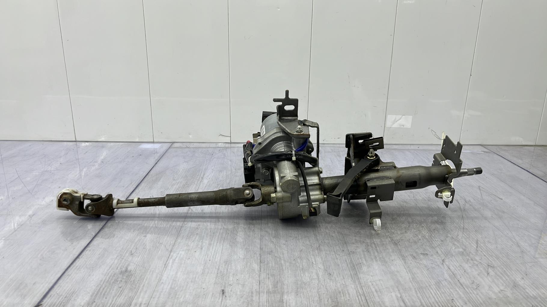 Colonne de direction NISSAN JUKE 1 PHASE 1 Diesel - 1