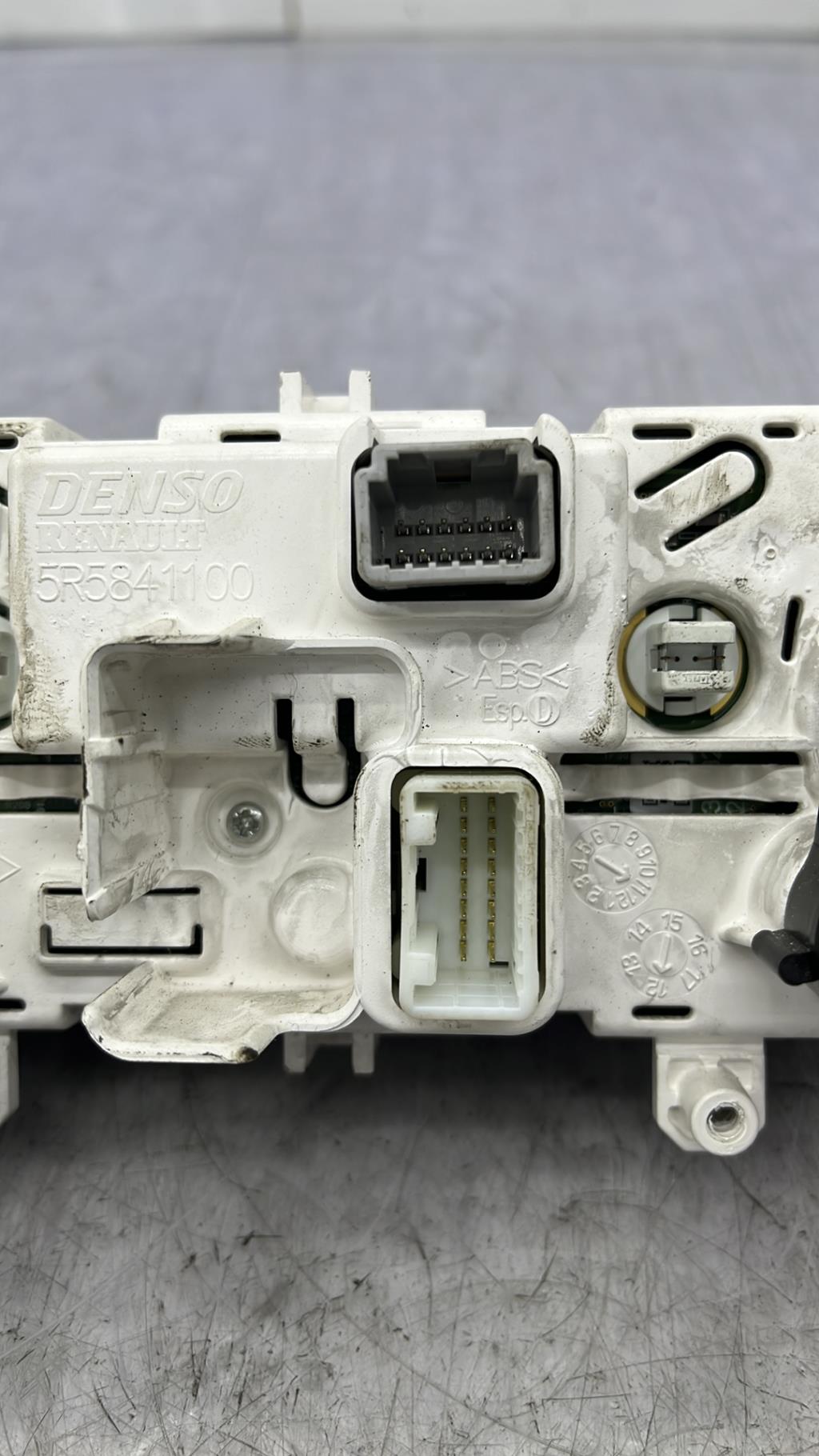 Commande chauffage RENAULT CLIO 4 PHASE 1 Diesel - 1