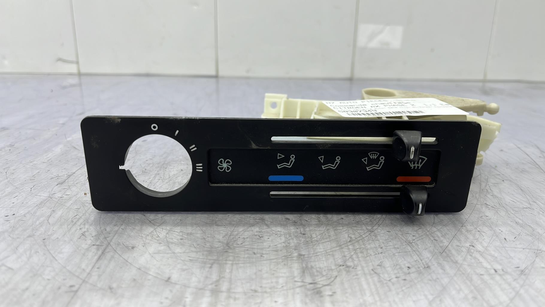 Commande chauffage CITROEN AX PHASE 2 Essence - 1