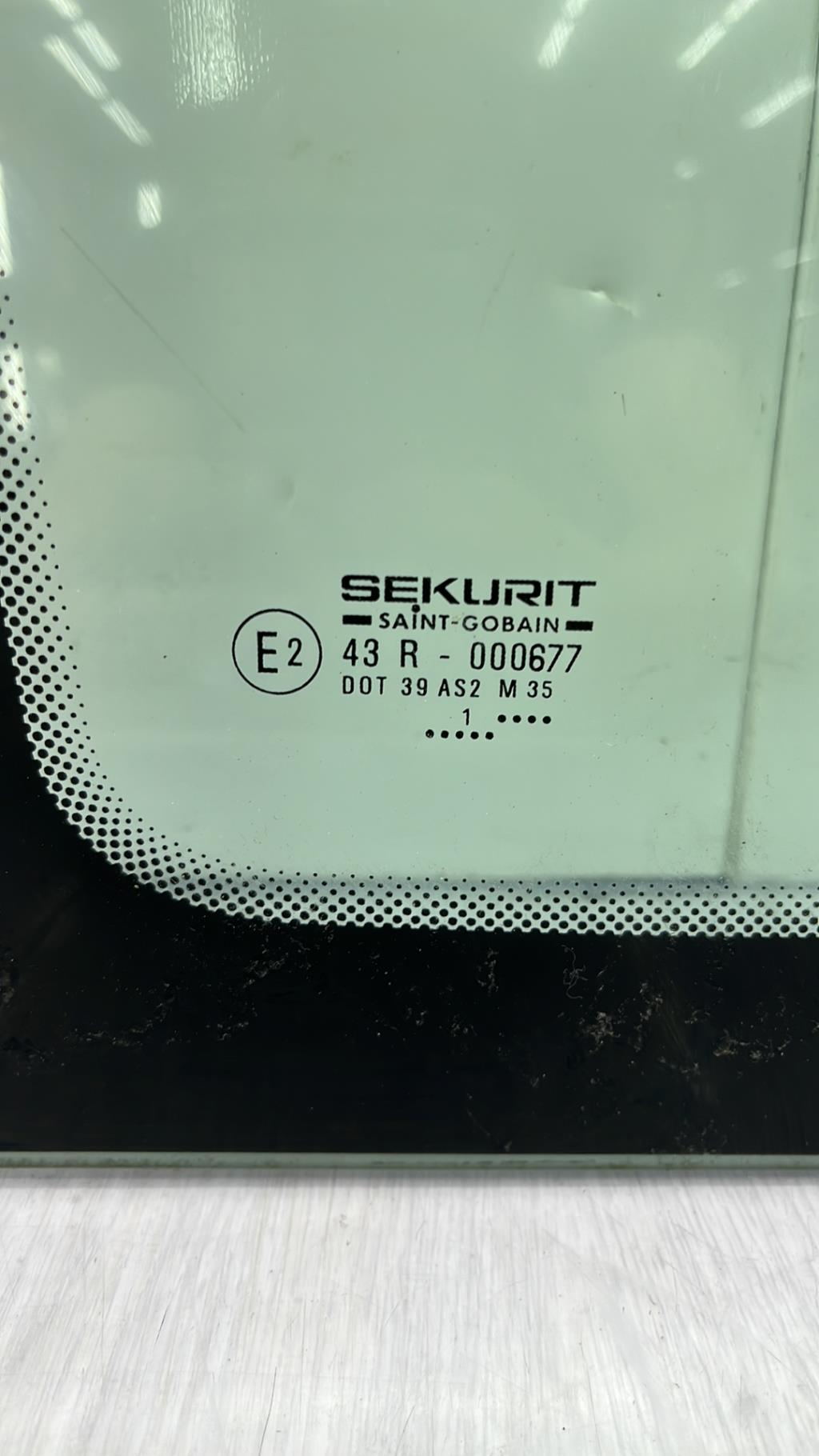 Custode arriere gauche RENAULT ESPACE 3 Essence - 1