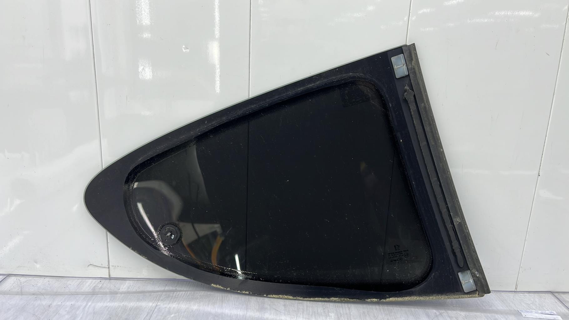Custode arriere gauche PEUGEOT 207 PHASE 1 Essence - 1