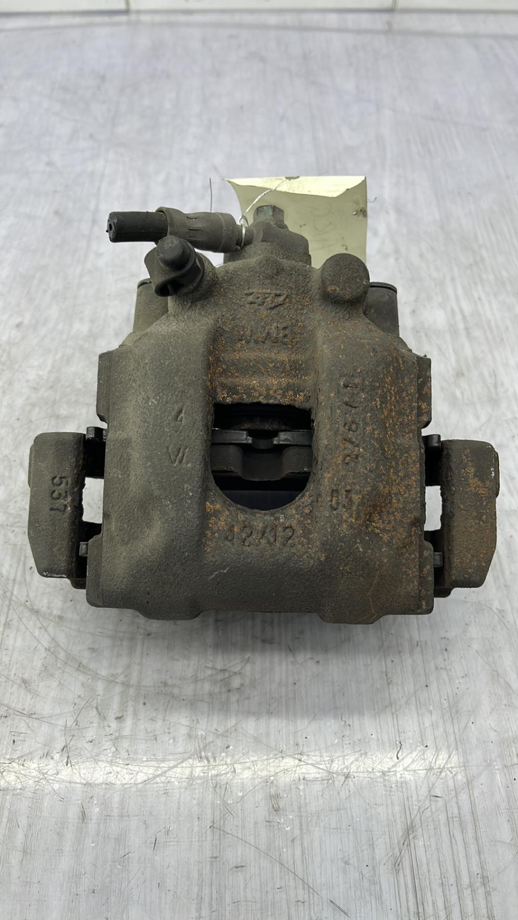 Pinza freni posteriore sinistra BMW X5 E53 Diésel - 1