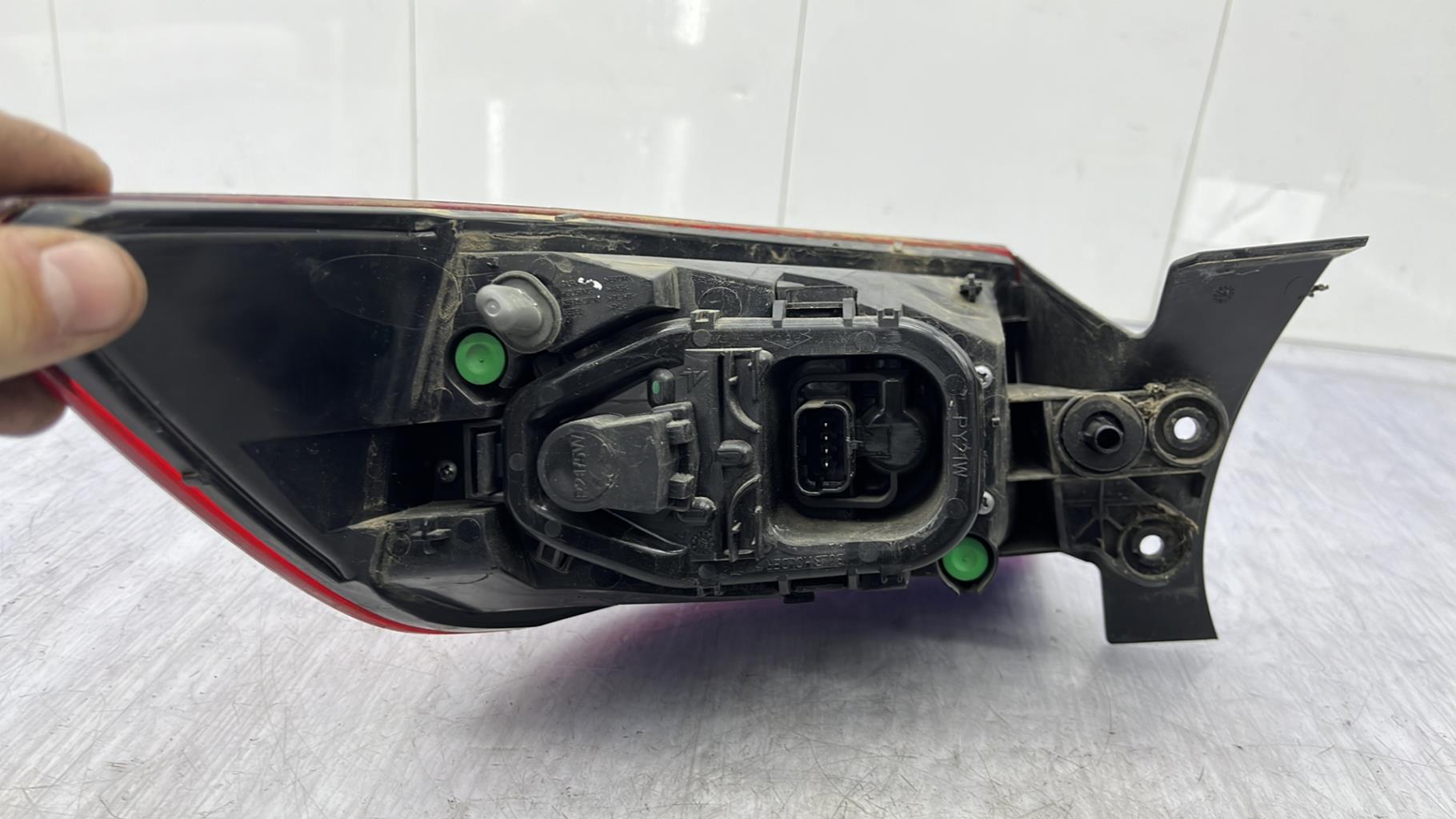 Fanale posteriore principale destro (luci) RENAULT CLIO 4 PHASE 1 Diésel - 1