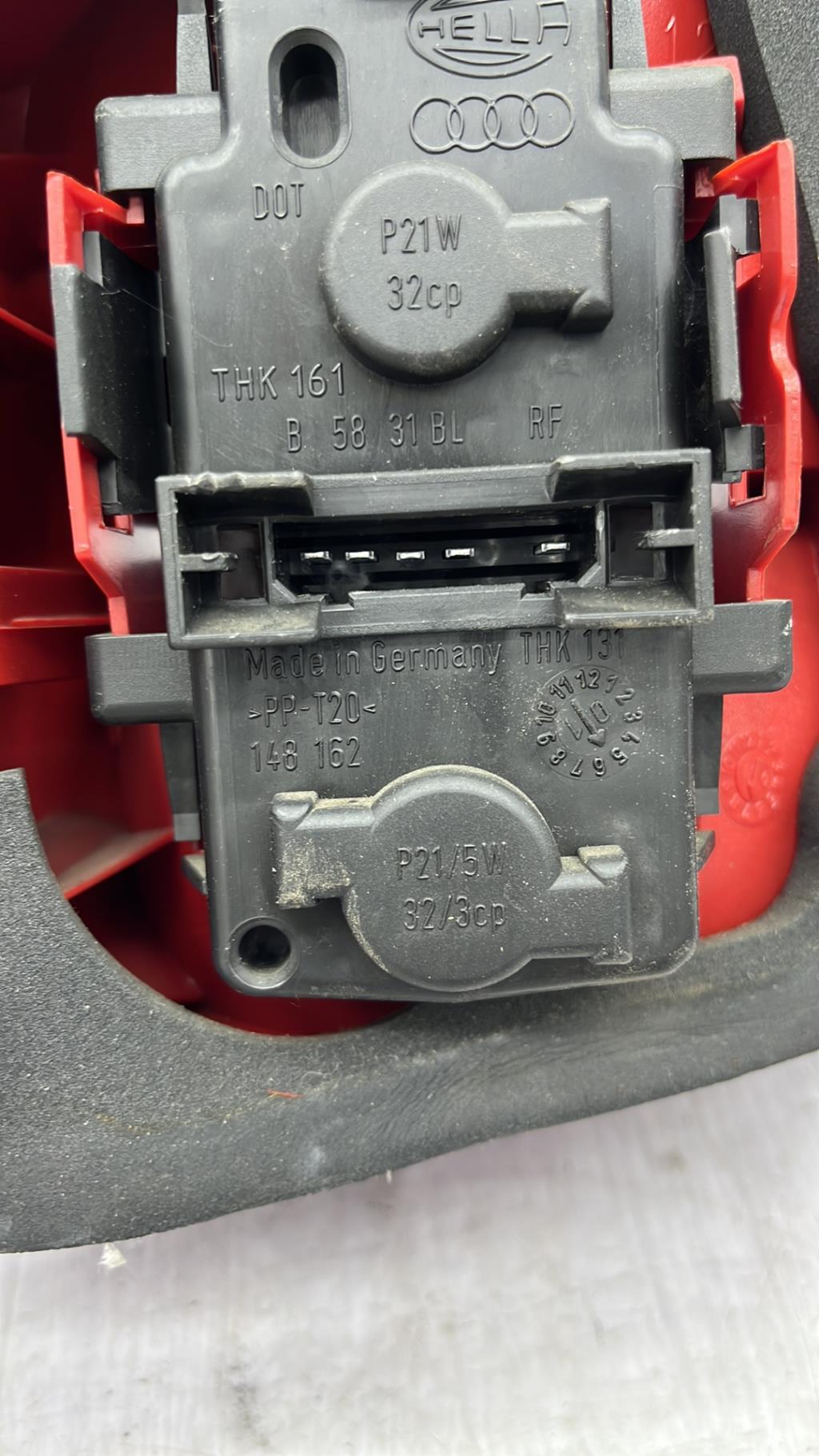 Fanale posteriore principale destro (luci) AUDI A6 2 PHASE 1 Diésel - 1