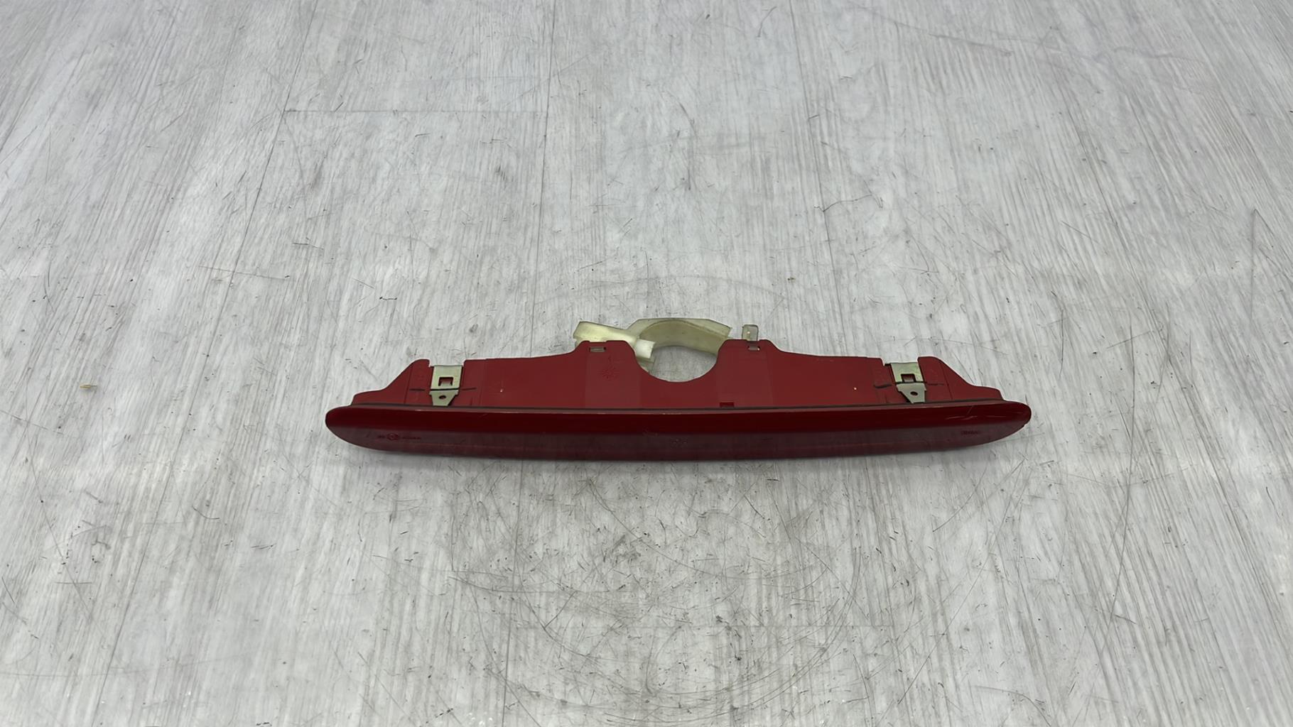 Luce stop centrale RENAULT LAGUNA 2 PHASE 1  - 1