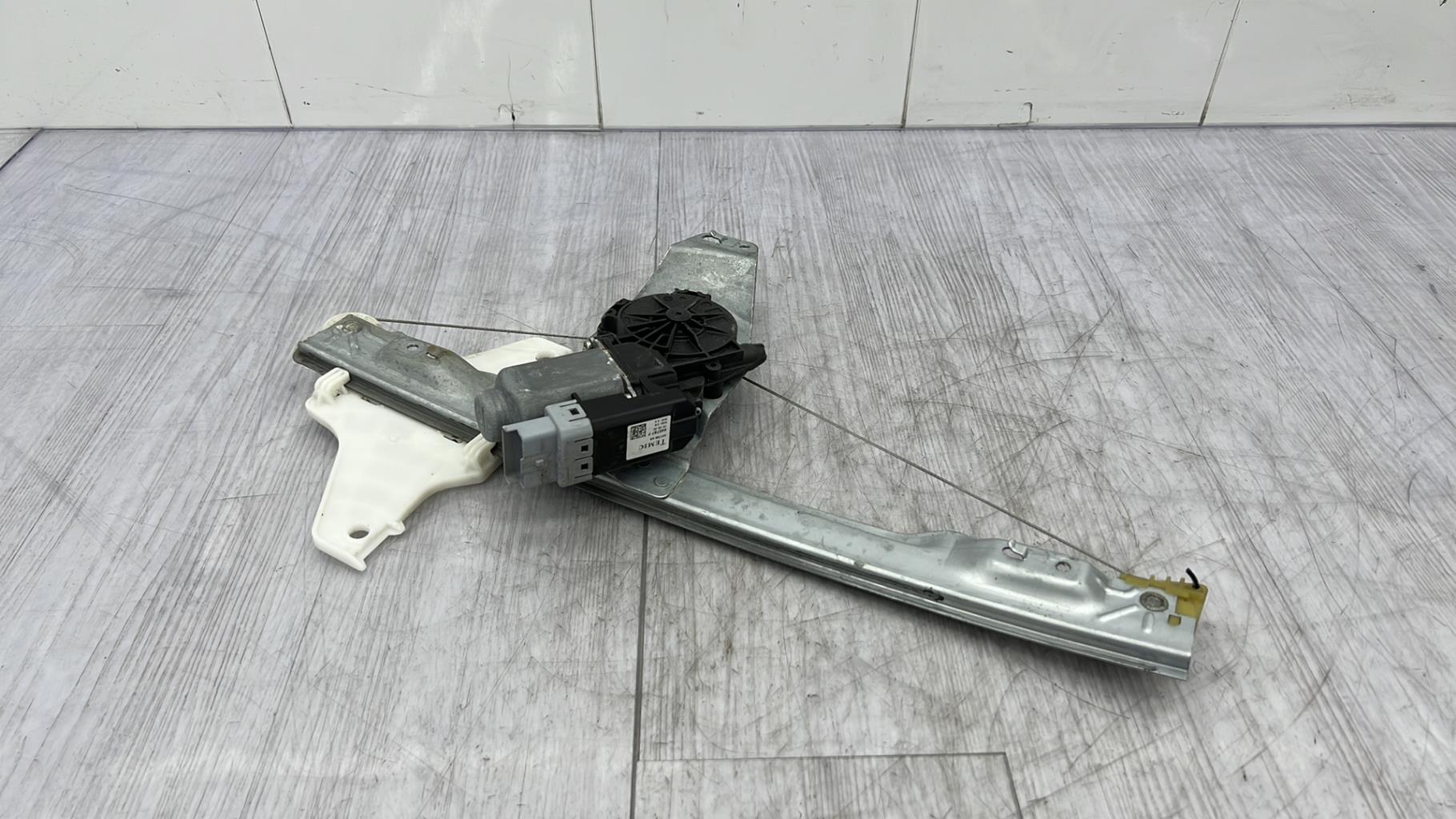 Alzacristalli elettrico posteriore destro CITROEN C4 GRAND PICASSO 1 Diésel - 1