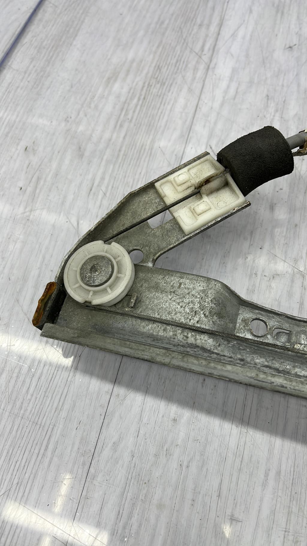 Alzacristalli elettrico anteriore destro PEUGEOT 206 PHASE 1 Diésel - 1