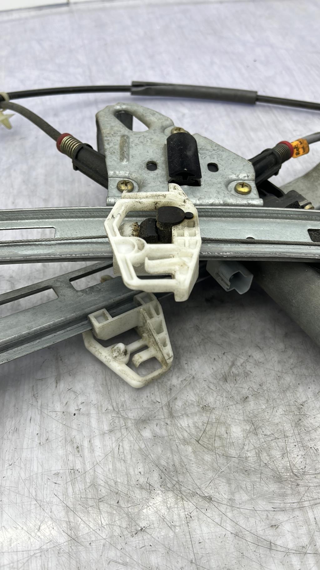 Alzacristalli elettrico anteriore sinistro PEUGEOT 206 Diésel - 1