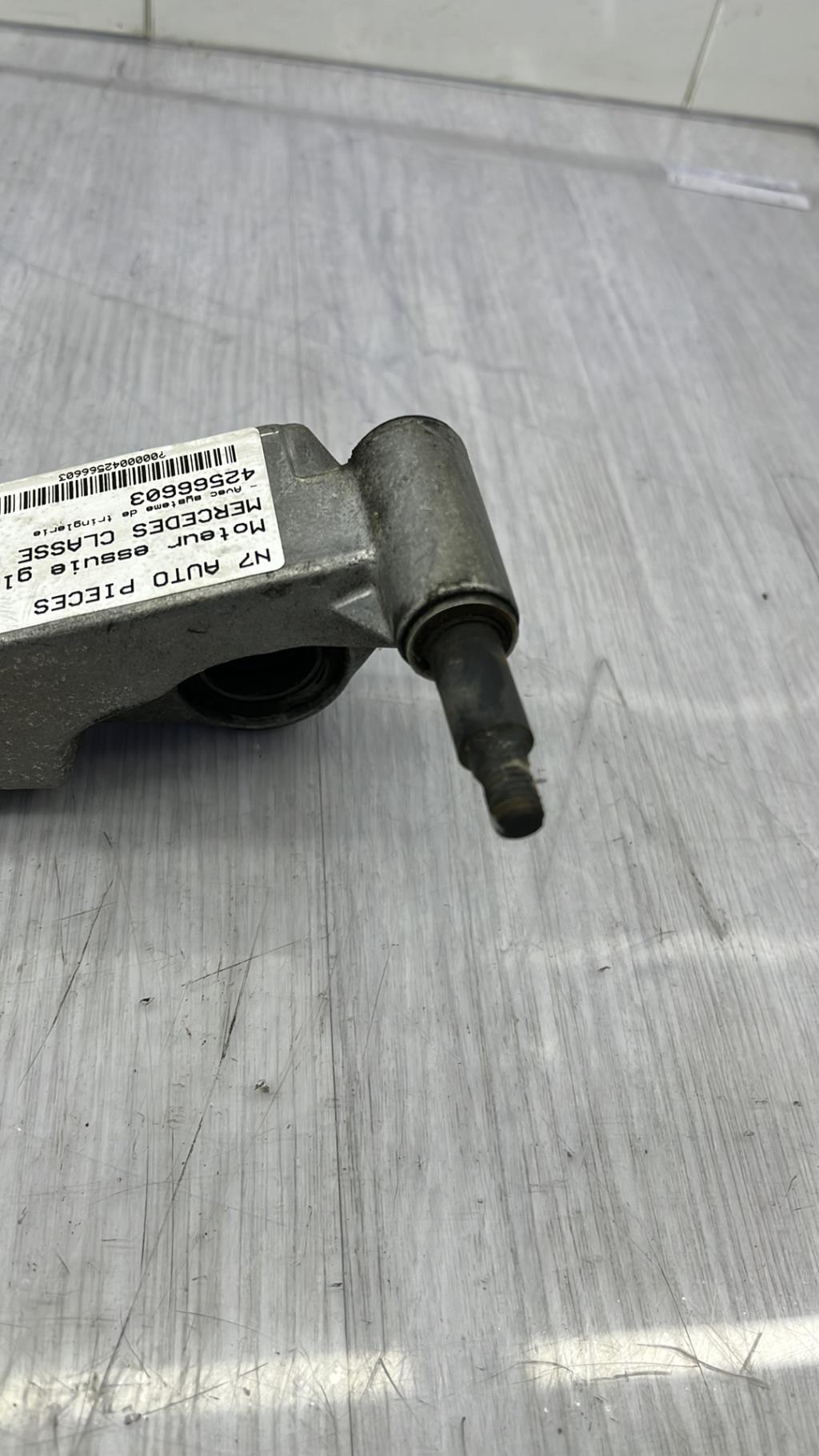 Motore tergicristallo anteriore MERCEDES CLASSE C 203 PHASE 1 BREAK Diésel - 1