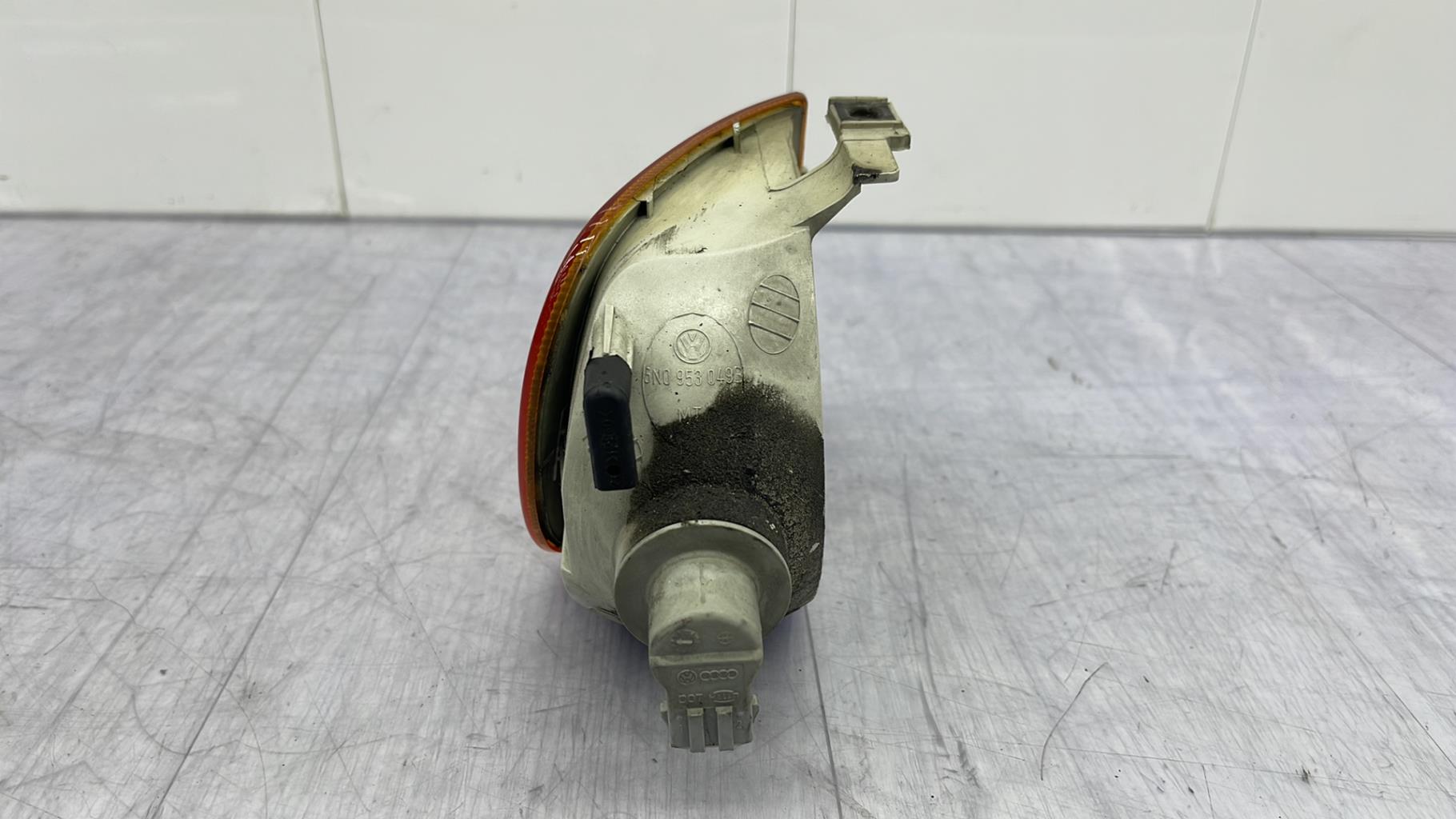 Gruppo ottico anteriore secondario sinistro (luci)(freccia) VOLKSWAGEN POLO 4 PHASE 1 Gasolina - 1