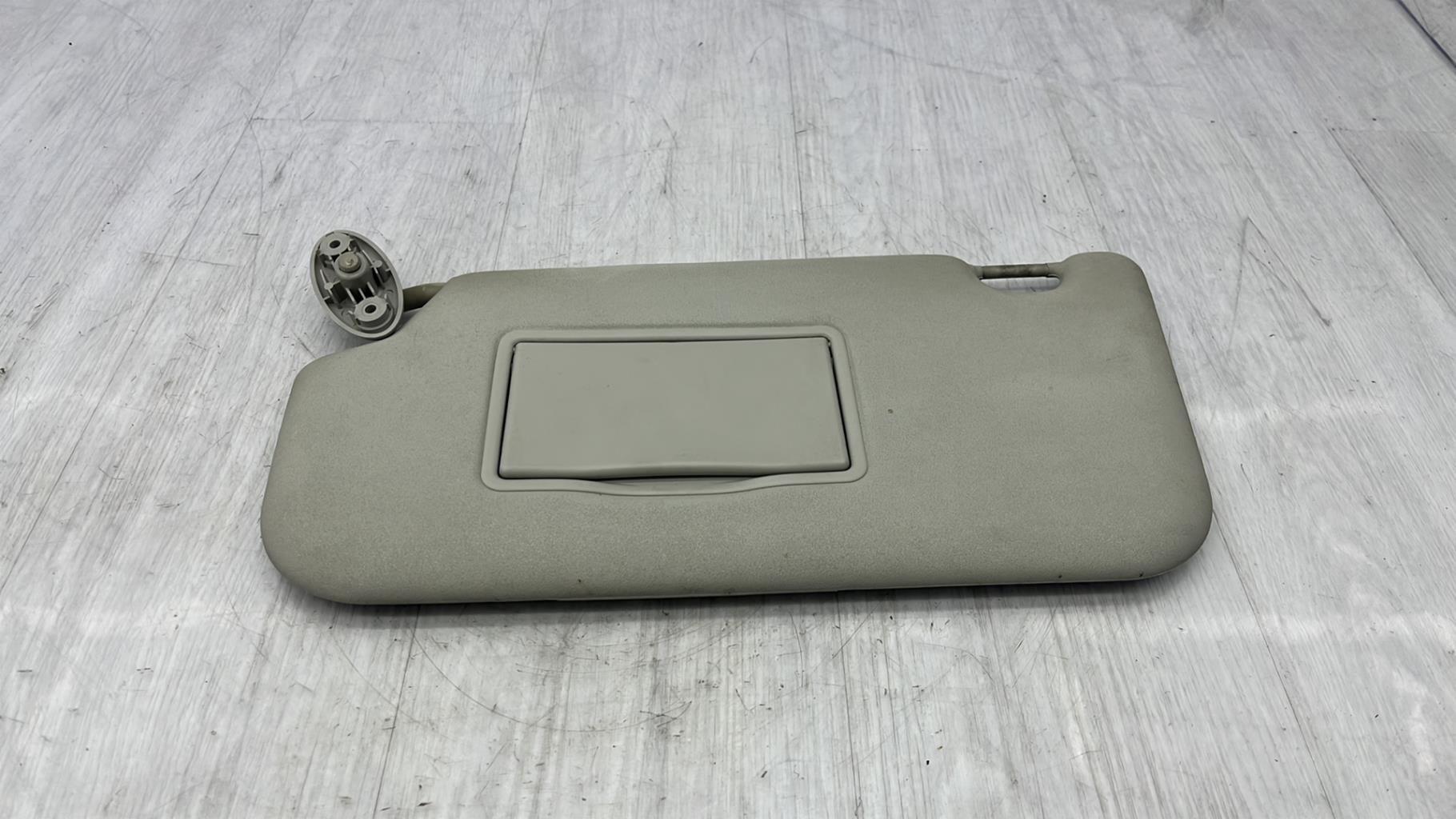 Visiera parasole sinistra FORD FIESTA 5 PHASE 1 Gasolina - 1
